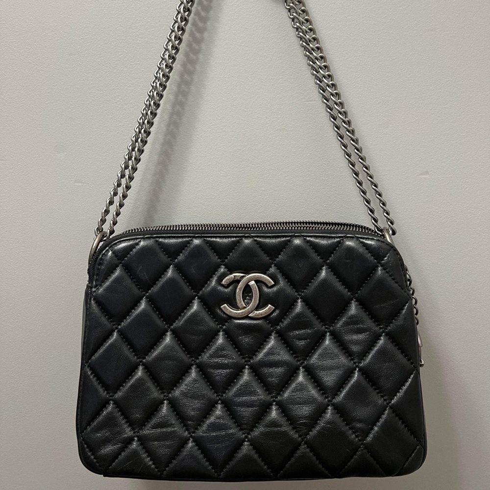 🌸SOLD🌸PRELOVED USED VINTAGE CHANEL SLING BAG - Picture 1 of 16